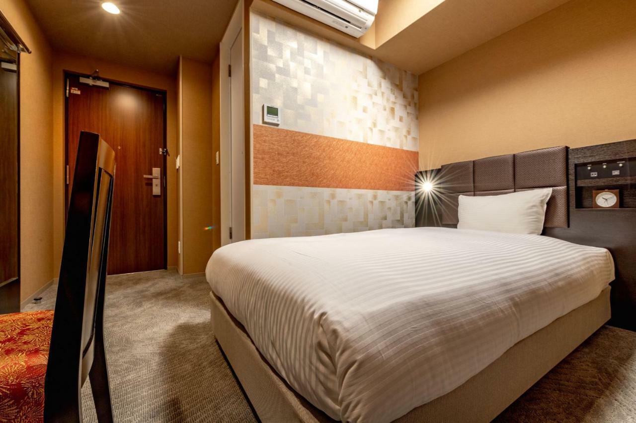 Hotel Wbf Shin-Osaka Skytower Luaran gambar